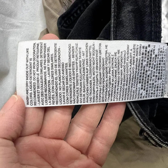 Levi's Demi Curve Low Rise Skinny Jeans‎ with Zip Ankle & Sequin Detail Sz 24 - Picture 9 of 11